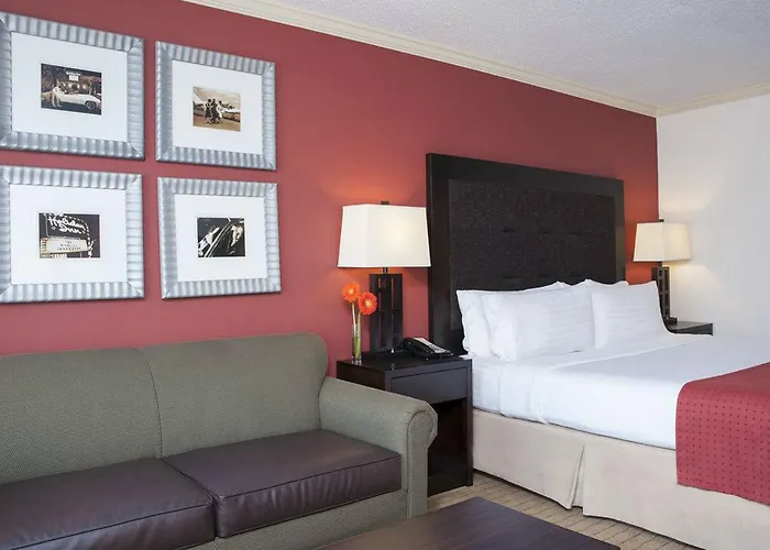 - Woodfield Area 3*